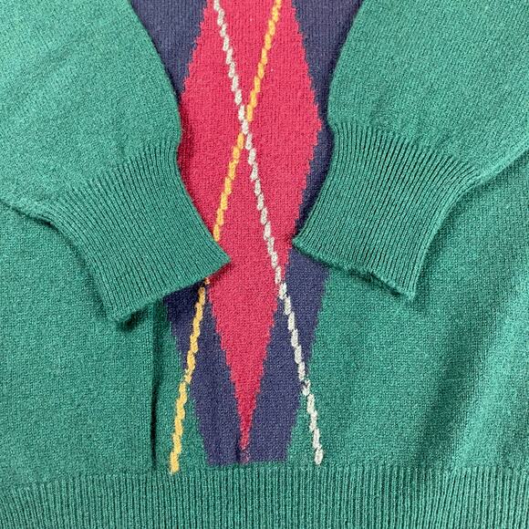 VTG 100% Super Lambswool Scotland Forest Green Argyle V-neckline Preppy Sweater - Picture 6 of 14